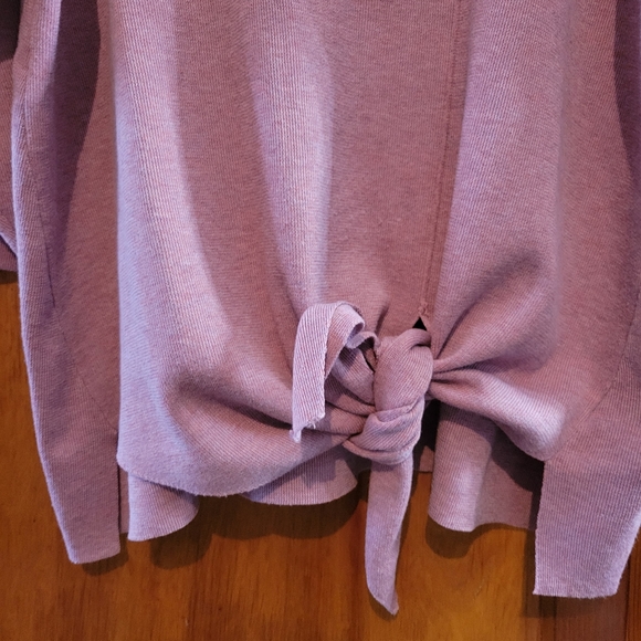 89th + Madison 1x shirt - Picture 2 of 5